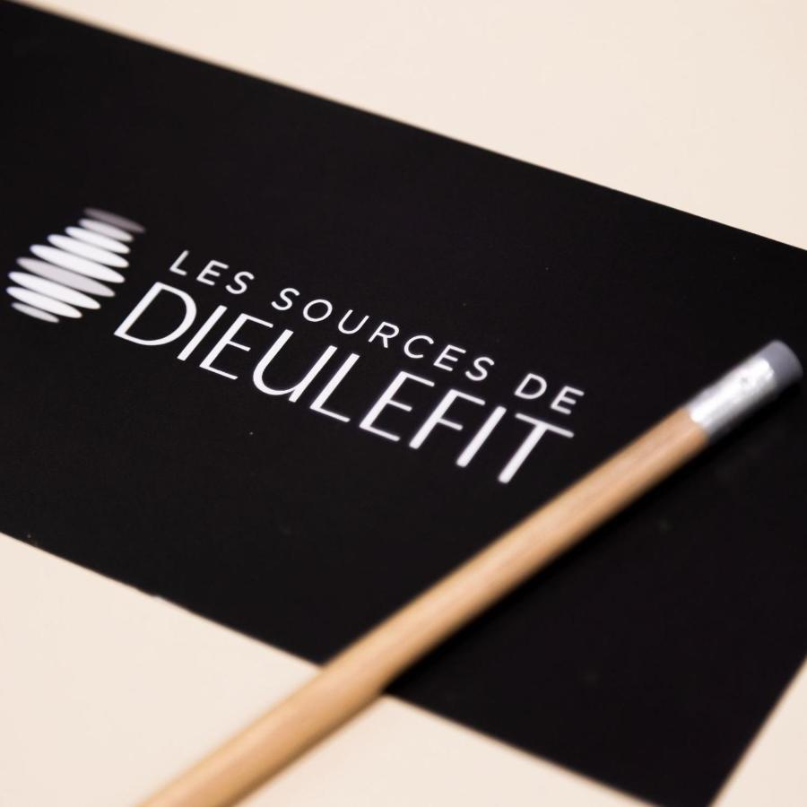 Domaine Les Sources De ดิเอิลฟีต์ ภายนอก รูปภาพ